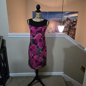 Sleeveles Pink and Black Sheath Dress
